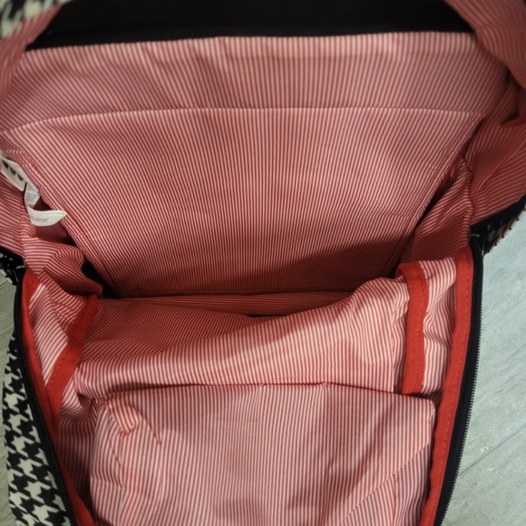 Herschel Bookbag - Picture 4 of 6